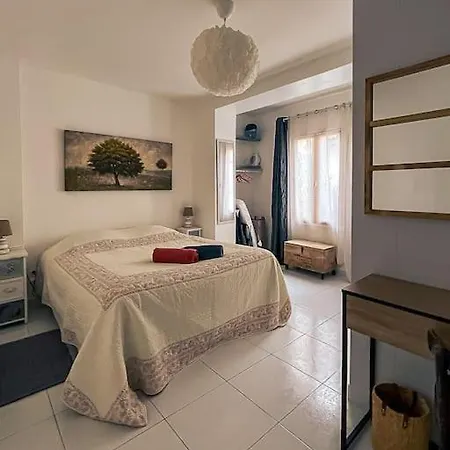 En Plein Coeur De Apartment